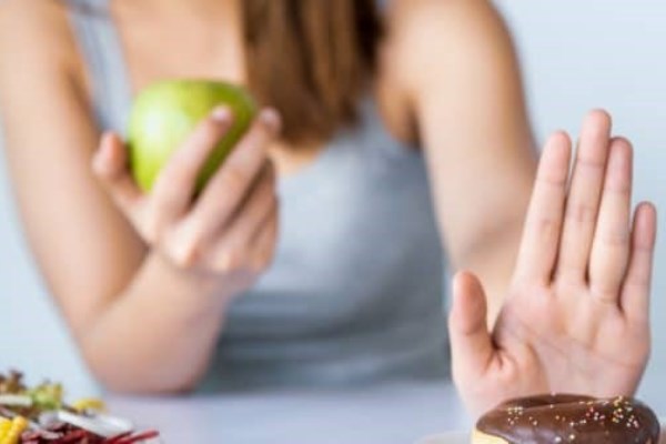 J'ai un rapport à l'alimentation compliqué J'ai un rapport à l'alimentation compliqué